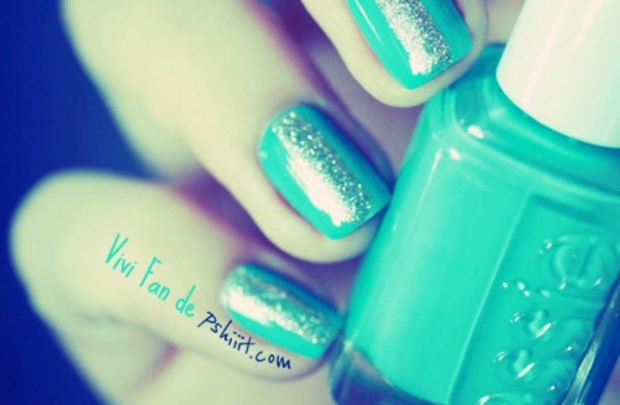Si vous pouviez éviter de confondre « pose de vernis » et « Nail art »….