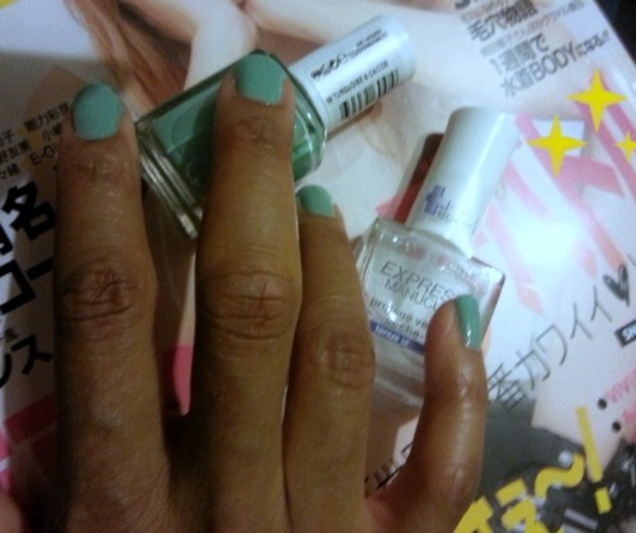 L’Homme : Tu vas vraiment porter cette couleur ? (vernis Essie Turquoise & Caicos)