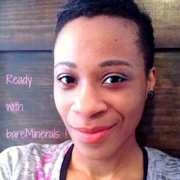 Vidéo : Maquillage peau noire et métissée, comment appliquer le fond de teint READY de bareMinerals !