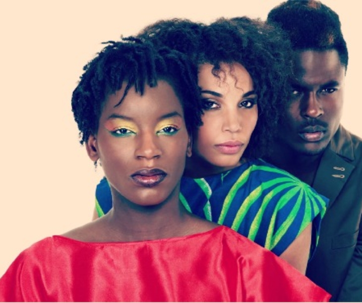 Le salon BOUCLES D’EBENE revient en juin 2013, j’y serai et vous invite à venir aussi :)