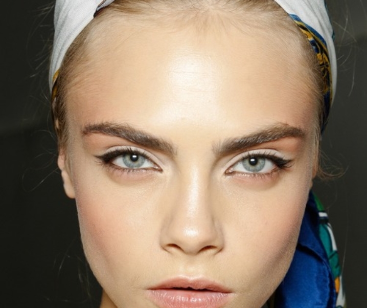 Tendance sourcils – automne 2013 : 4 idées – 5 produits pour y arriver à la maison !