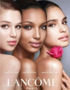 StreetWear with Glam : Sneakers for ever