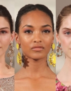 Tuto Attaché de foulard : Comment réaliser une mini-banane ?