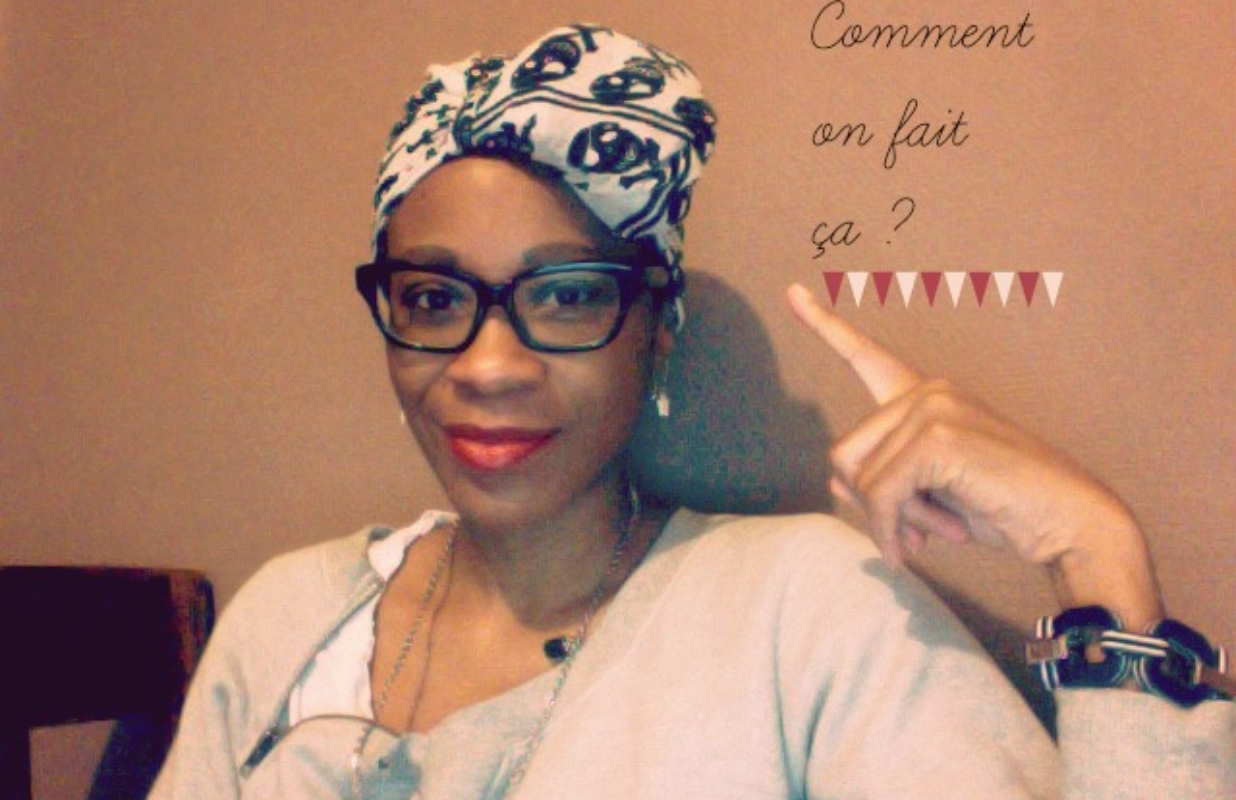 Tuto Attaché de foulard : Comment réaliser une mini-banane ?