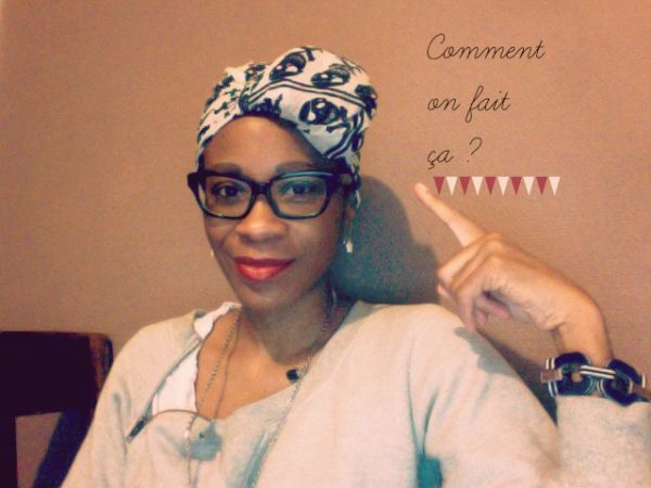 Tuto Attaché de foulard : Comment réaliser une mini-banane ?