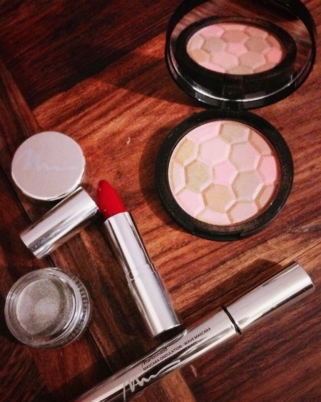 Marionnaud – une ligne de maquillage et un nouvel écrin sur les Champs Elysées Paris : Hot or not ?