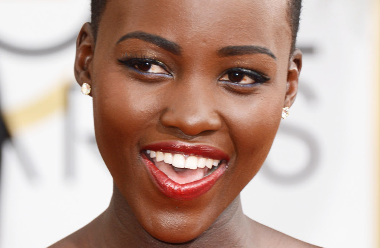 Lupita Nyong&rsquo;o : les plus belles photos des Golden Globes 2014, sa couv pour Dazed and Confused et sa campagne Miu Miu