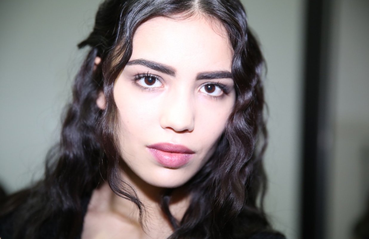 Milan Fashion Week : Le joli Beauty Backstage Giorgio Armani