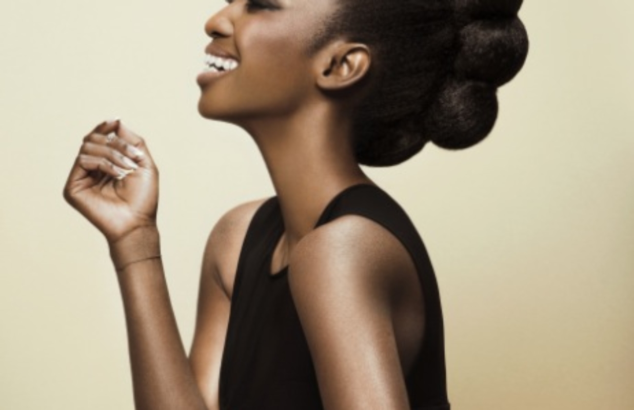 C’était comment les backstages du shooting Mizani avec Inna Modja (juin 2014) : Très bien (+ les photos officielles)