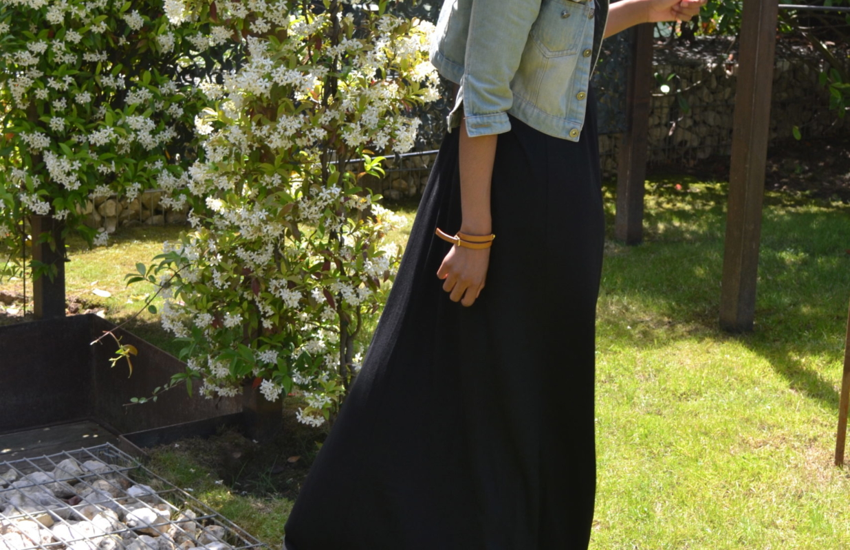 Ma longue robe noire Asos + 10 autres à shopper d’urgence !