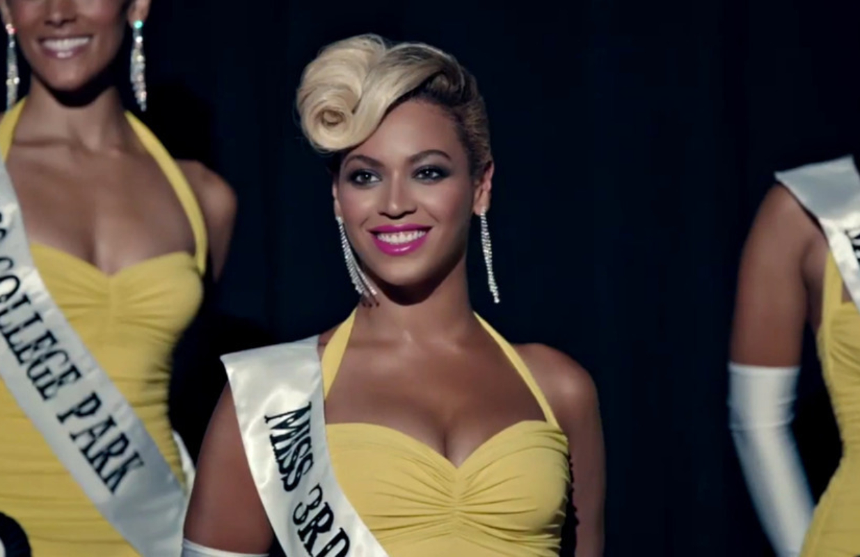 Scoop : Il paraît que Beyonce se photophop les cuisses sur Instagram !