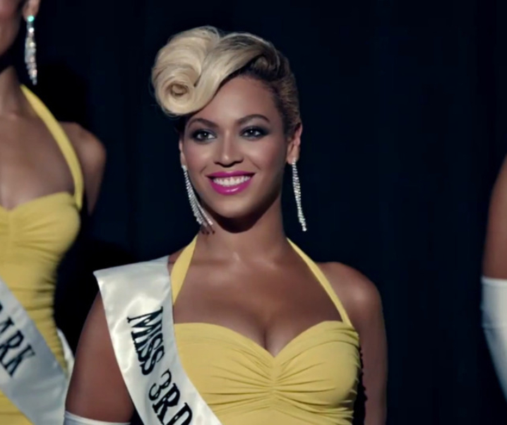 Scoop : Il paraît que Beyonce se photophop les cuisses sur Instagram !