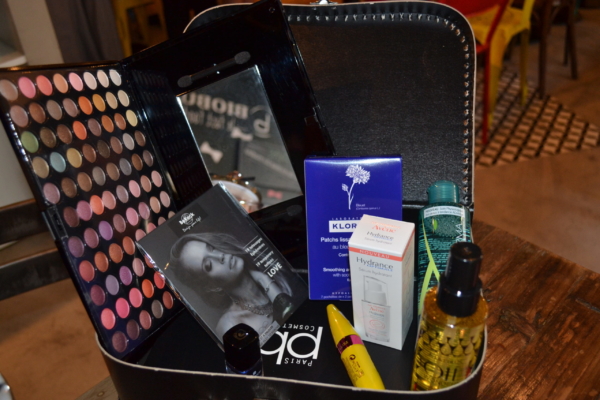 Valorisation 120 euros – prix 32 euros : La box Emmy Makeup Pro avec Mysekit