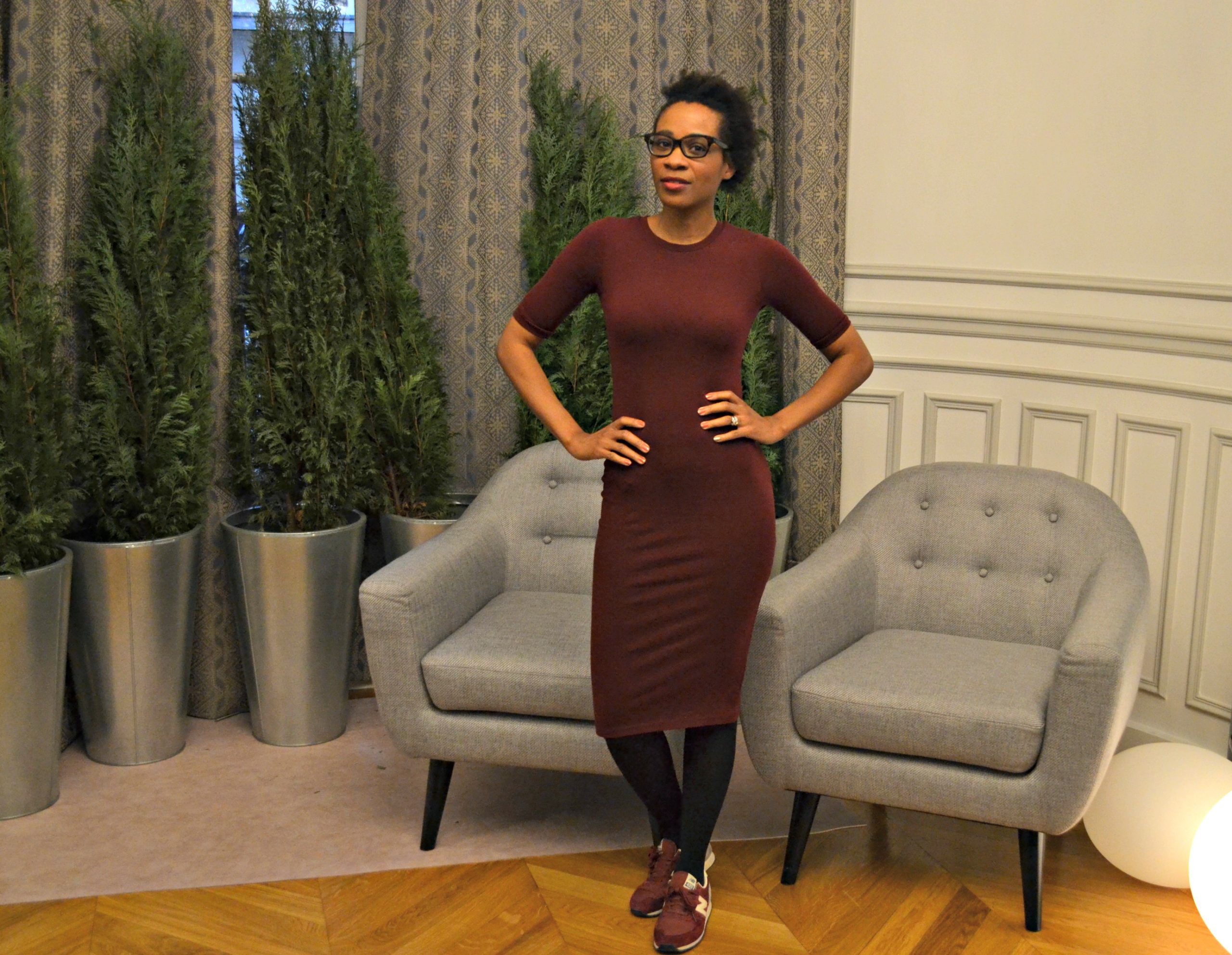 Le bordeaux, les sneakers et la robe Topshop  : Outfit !