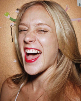 Chloë Sevigny… Et son homard pour culotte