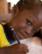 Floral Nails – 15 idées de nail art pour l’automne !