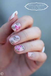 nails-art-flower