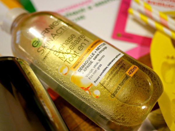 Le geste : Retirer son maquillage Waterproof en deux secondes !