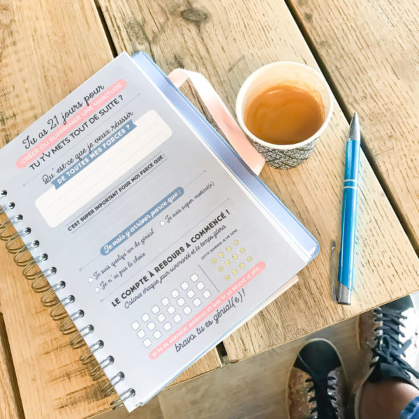 Travailler de chez soi – en co-working ou avoir son bureau propre ? Avantages et inconvénients et mes tips d&rsquo;organisation