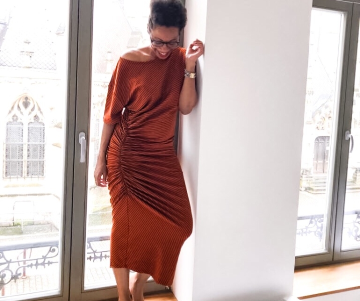 La robe longue à rayures Zara