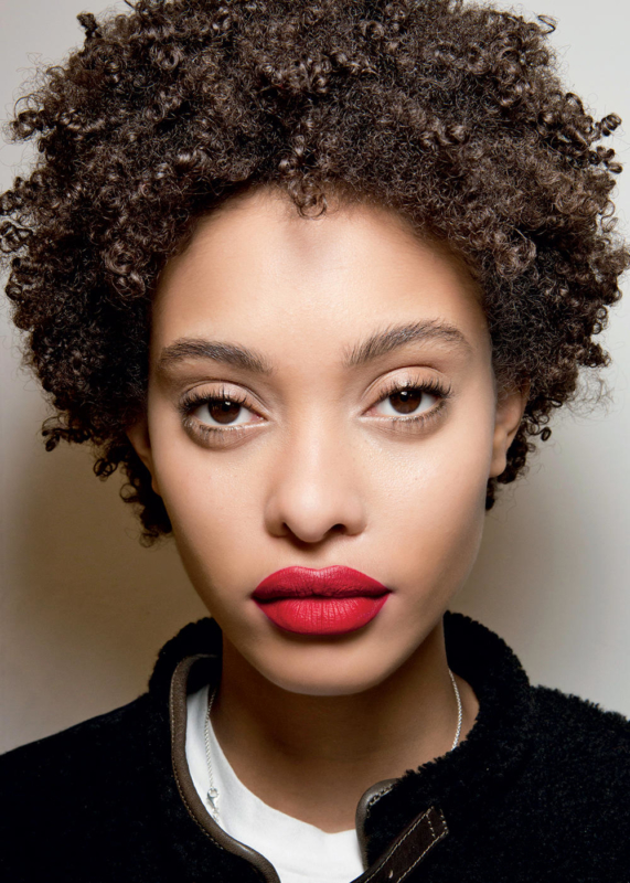 4 essentiels pour une jolie bouche rouge !