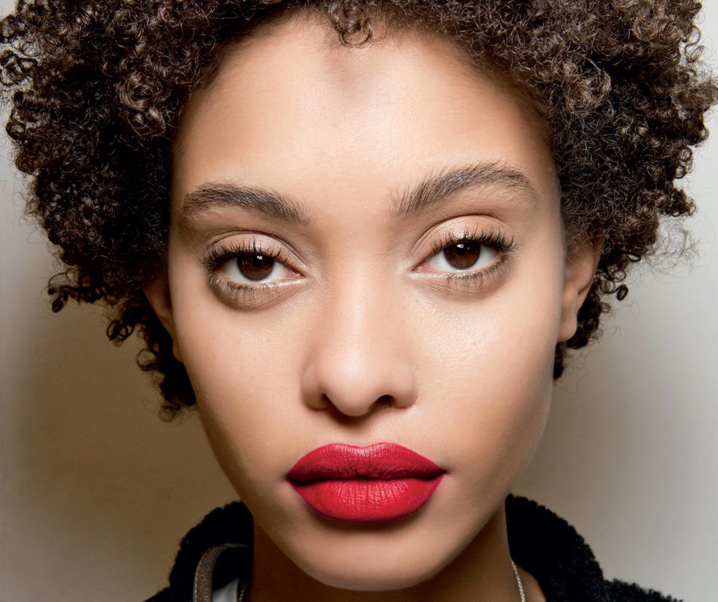 4 essentiels pour une jolie bouche rouge !