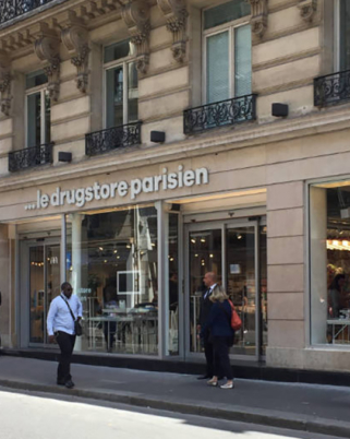 Oui, le Drugstore Parisien peut remplacer Sephora !