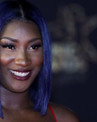 Message à « l’élite » : Laissez Aya Nakumara tranquille (et filez écouter Thérapie Taxi)