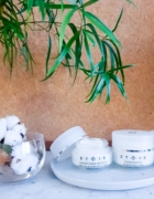 L’important : prendre soin de sa peau avant de devenir un génie du maquillage