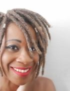 Secrets Beauté de l’huile de Ricin : Tout sur les Grains, la Fabrication, et l’Héritage de ma Grand-Mère en Guadeloupe